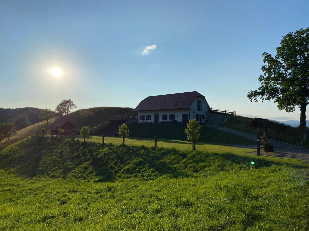 Wooden Hut At Tourist Farm Artisek Villa Store Esterno foto